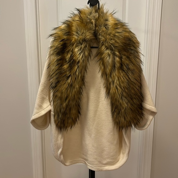 bebe Sweaters - Bebe cardigan with fur neck trim